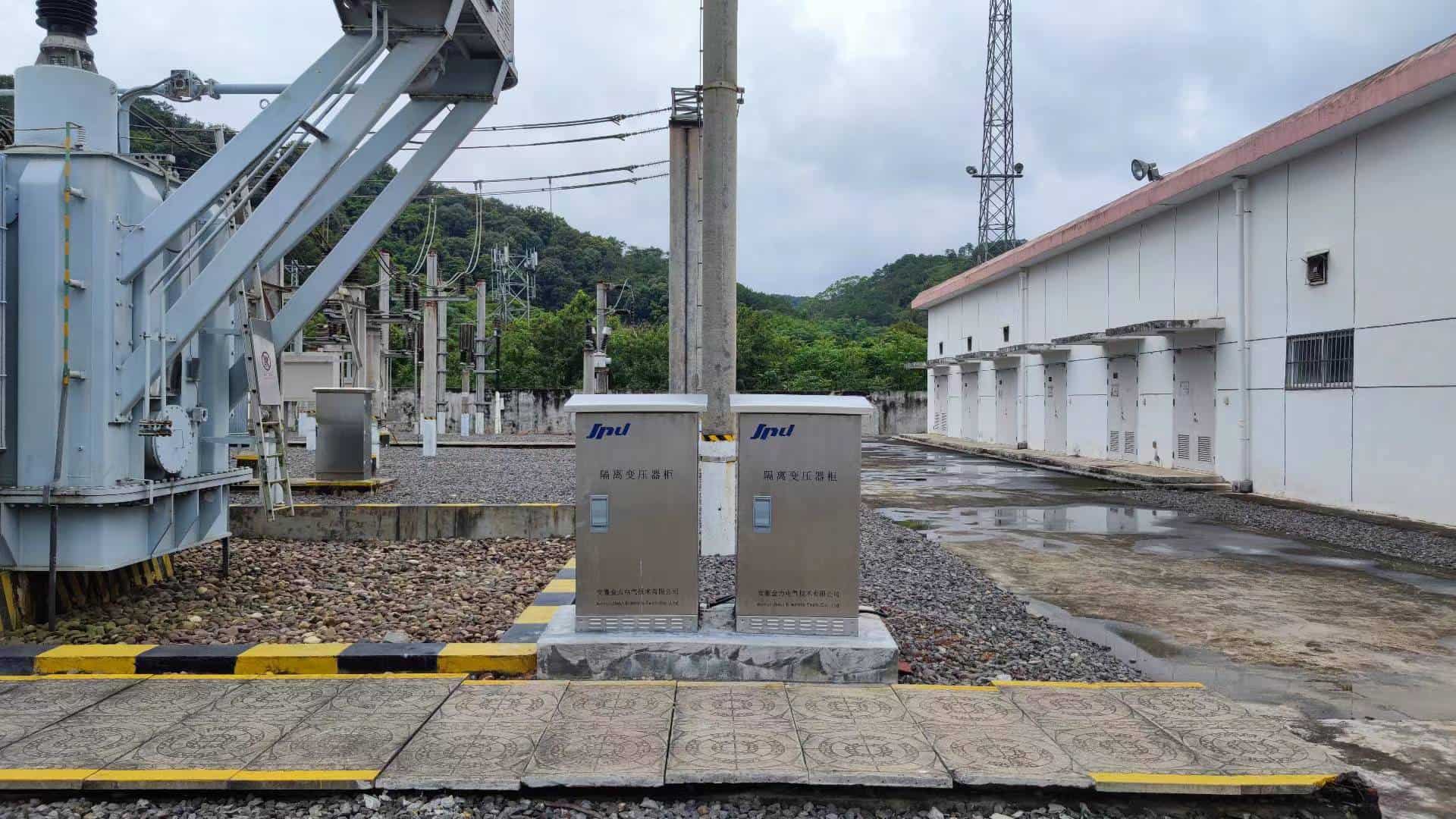 What is geodetic network monitoring? What is its technical core and engineering significance?